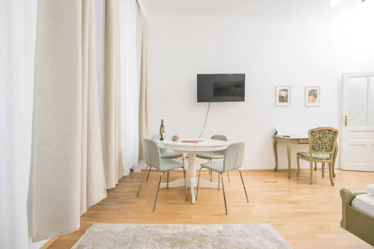 Apartment Best Of Hernals Vienna Austria